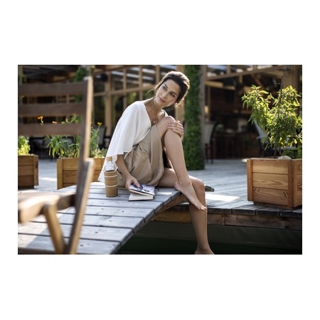 8840_-_lagoena_0_7_l_-_with_woman_1_